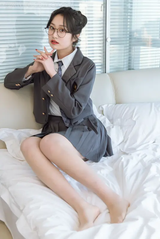 物恋传媒 NO.1157 小敏-雨中的伞 13